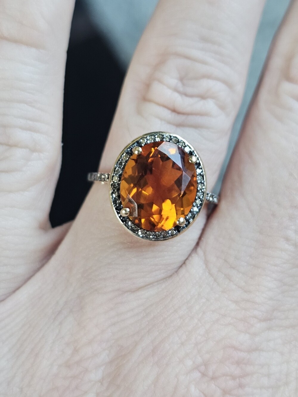 10k brown diamond & large citrine (4.86 carats)